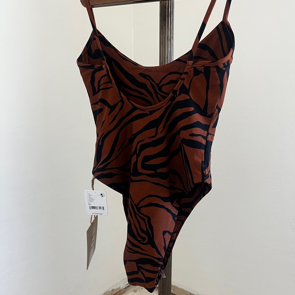 NWT Stone Fox Swim one piece bengal print scoop front low back swim suit - Picture 6 of 7